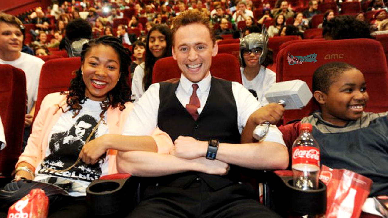 Tom Hiddleston Surprising His Fans