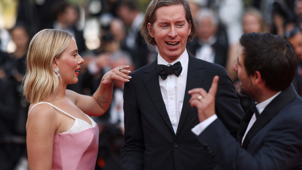 Scarlett Johansson with Director Wes Anderson. 