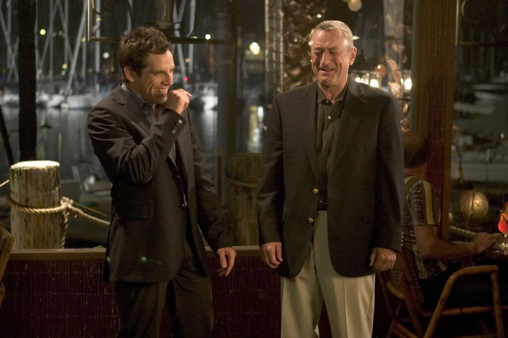 Ben Stiller as Greg Focker and Robert De Niro as Jack Byrnes on the set of 'Meet the Fockers'. Tracy Bennett/Universal